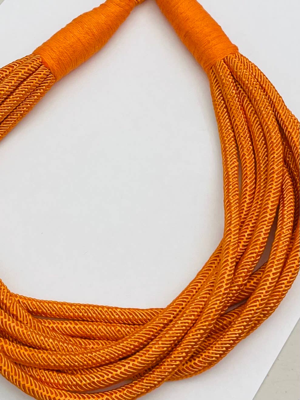 Slub 8-Strand Necklace (orange)