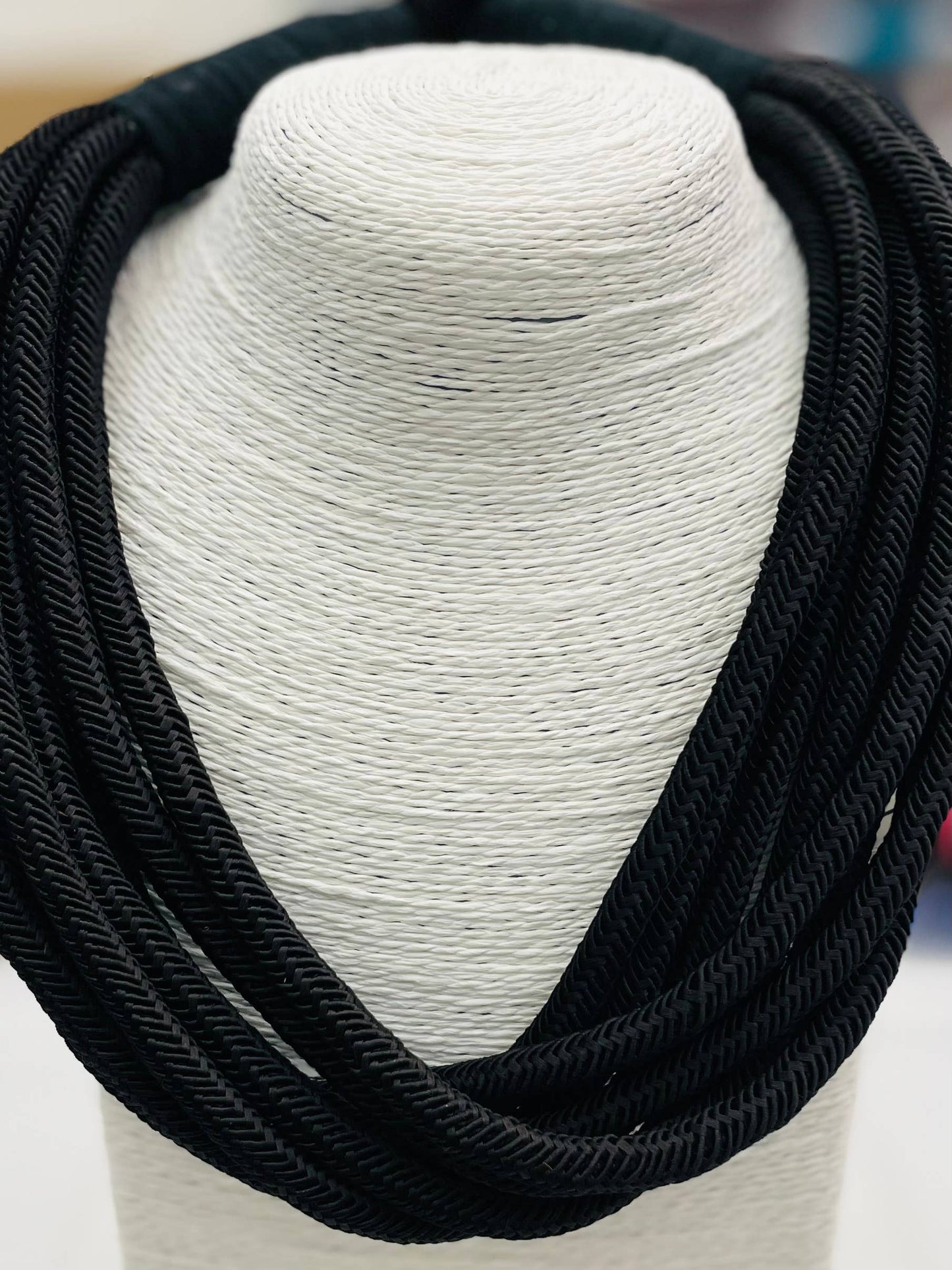 Slub 8-Strand Necklace (black) NK184