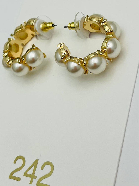 CHIC - Pearl Hoop (gold) ER702