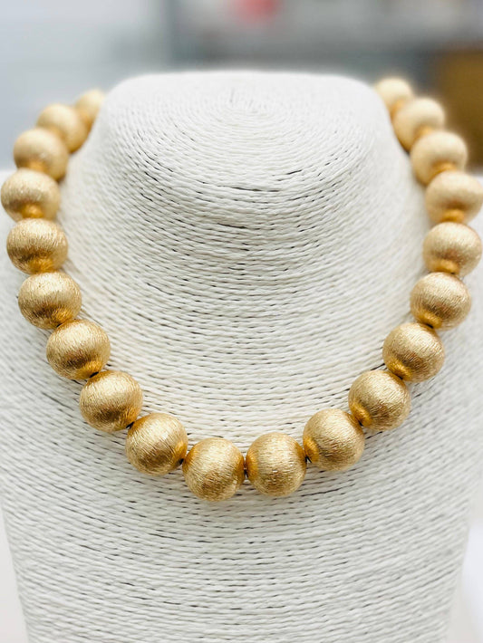 CHIC - BIG Ball Necklace (brushed gold) NK422
